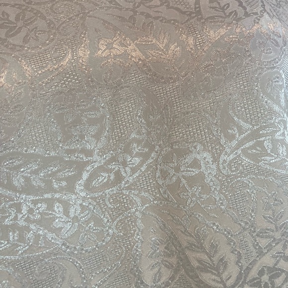 Shiny elastic banded top - Picture 2 of 4